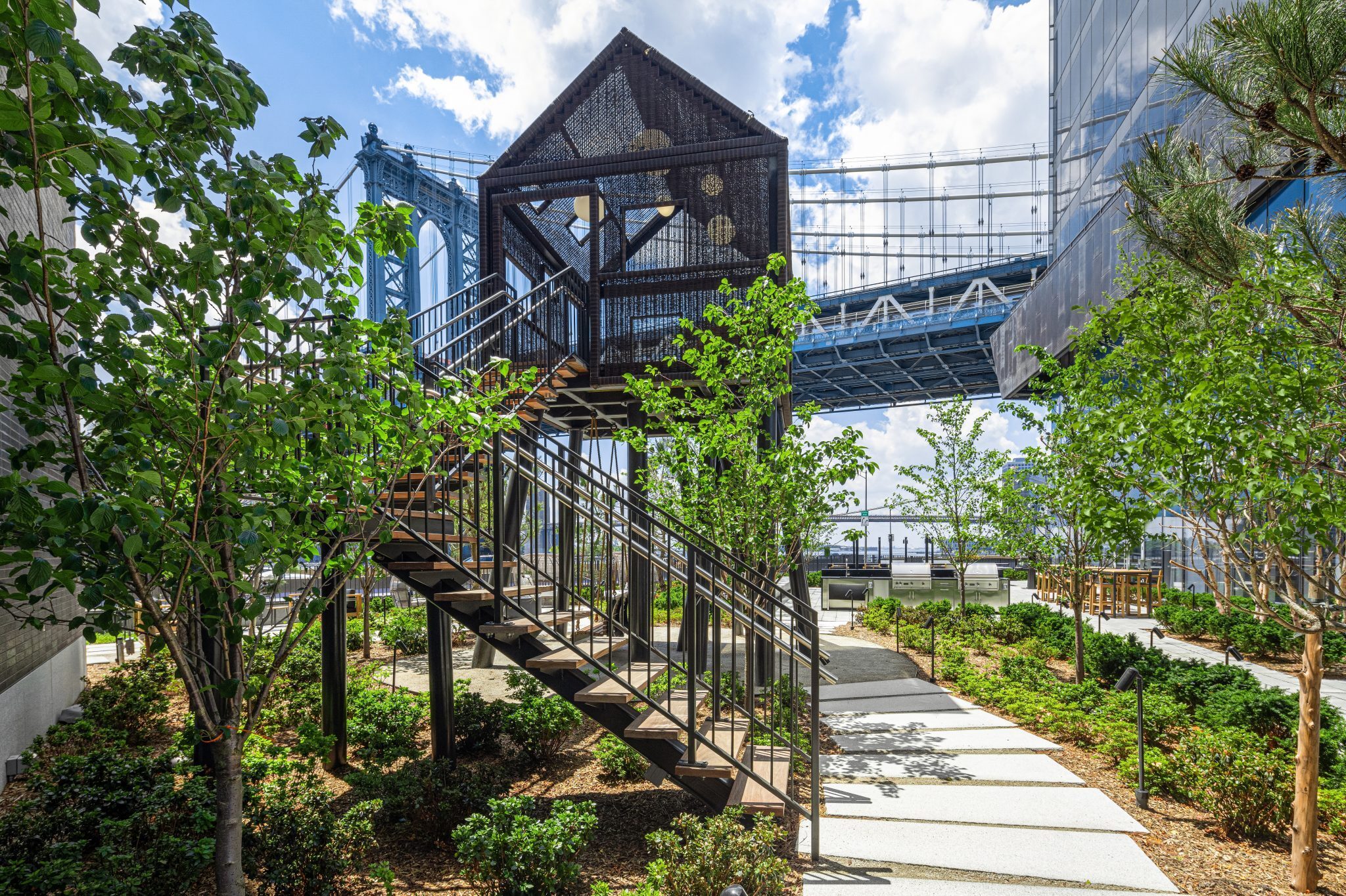 252 South Street 25D