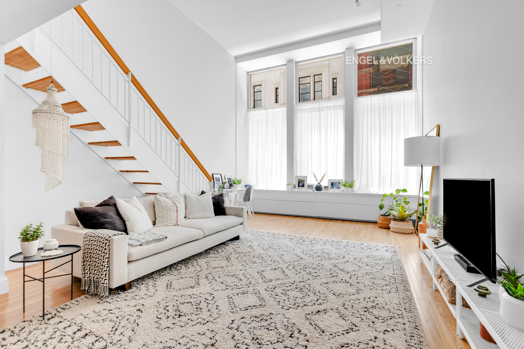 121 W 19th Street 3D