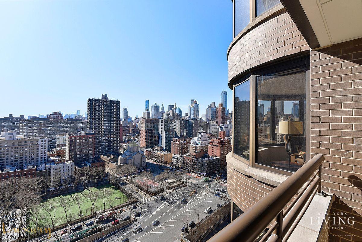330 E 38th Street 24a
