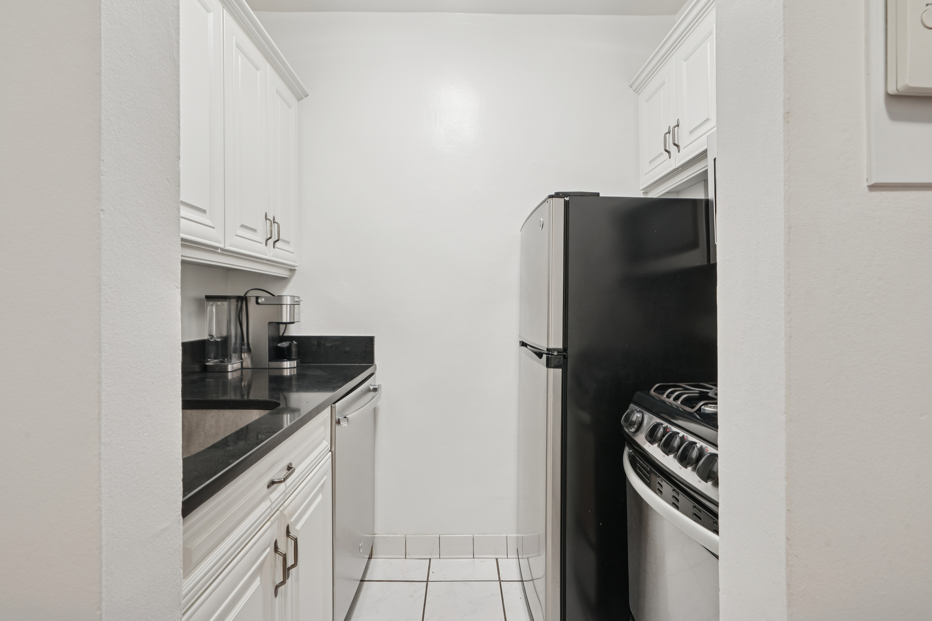 320 E 35th Street 2H