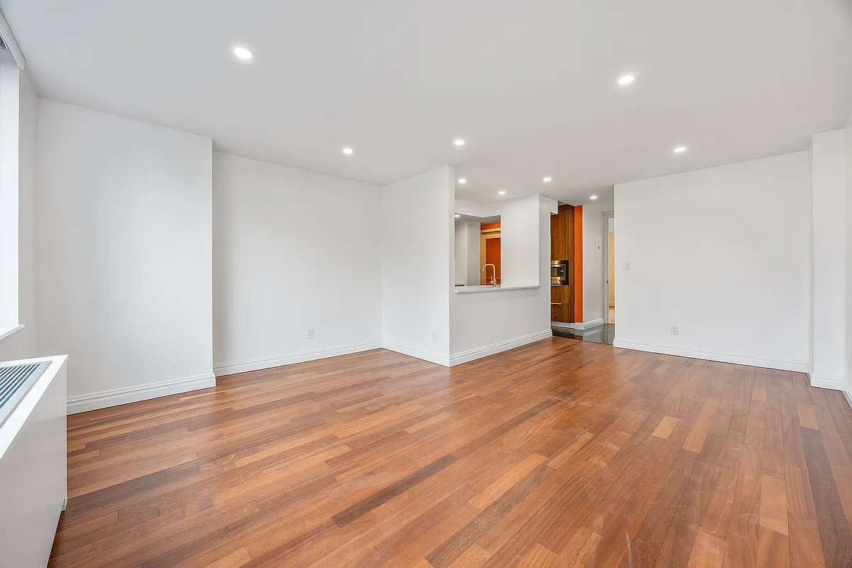 250 S End Avenue 12G