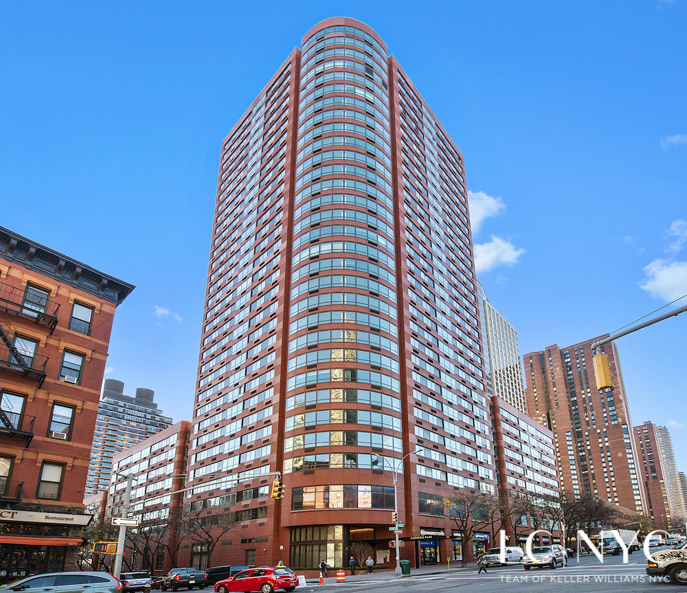 200 E 94th Street 1011
