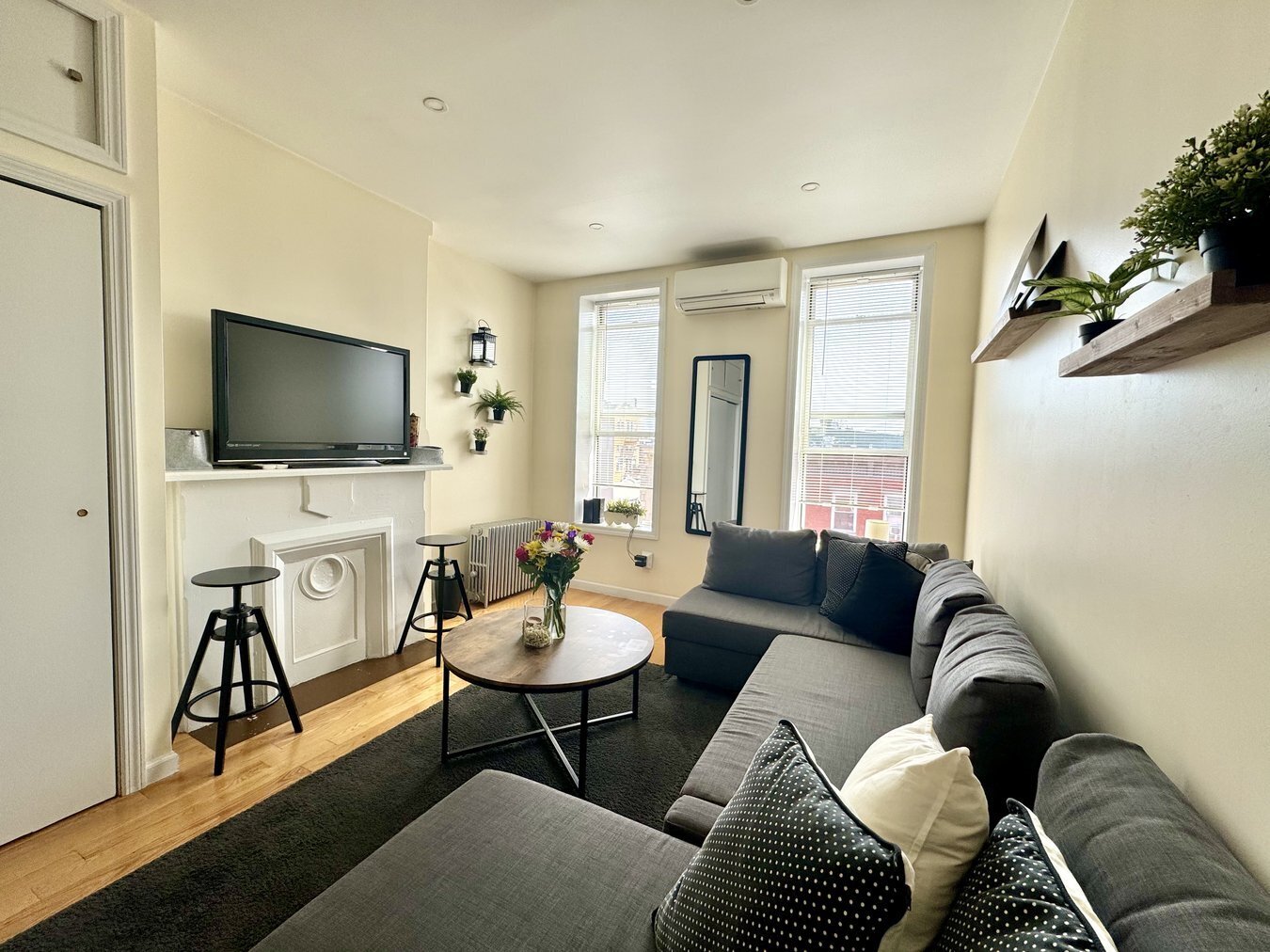 84 Berry Street 4R