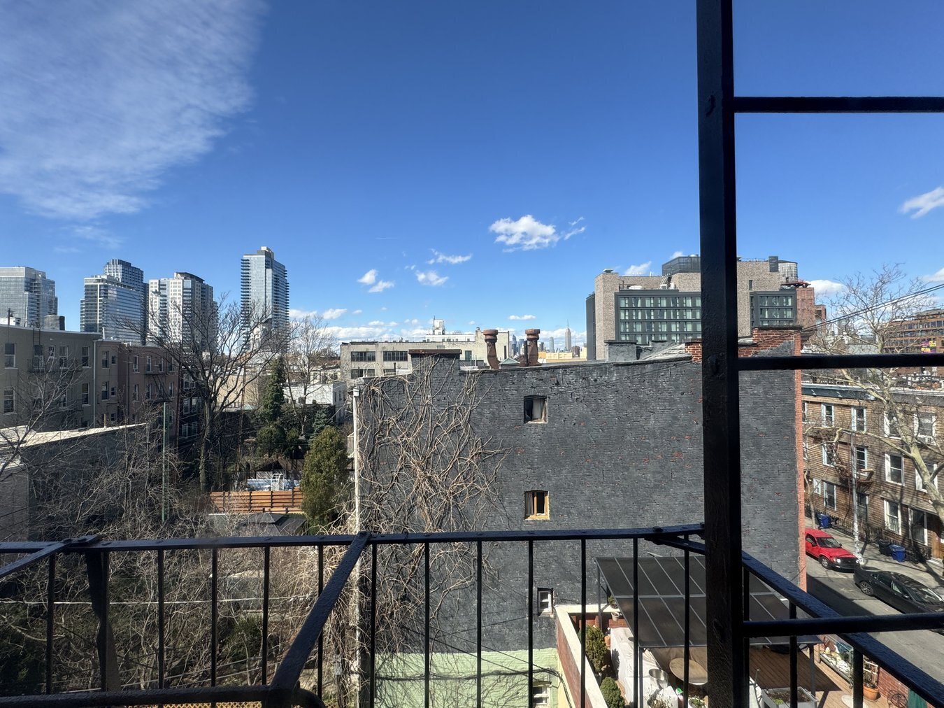 84 Berry Street 4R