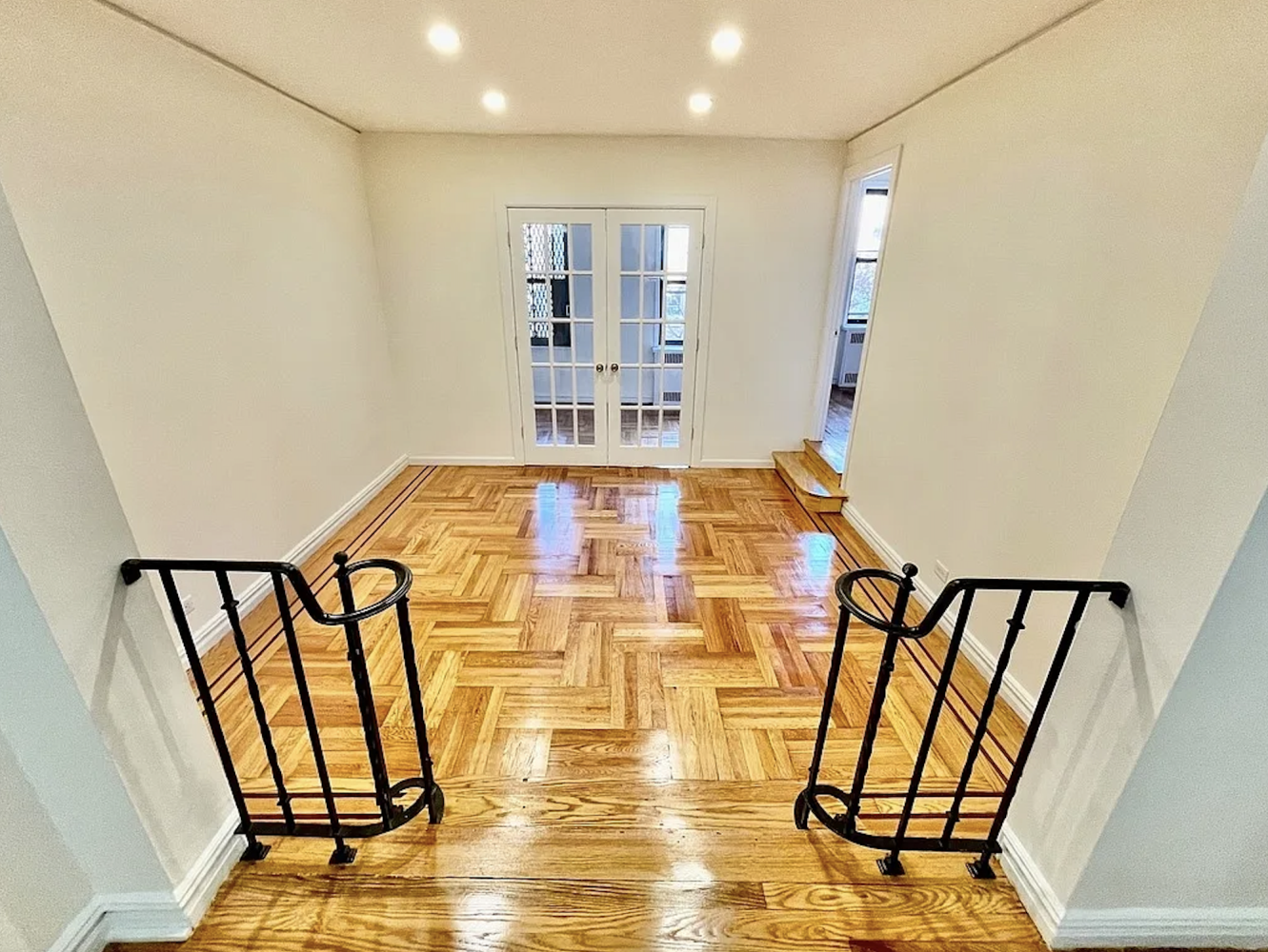 729 W 186TH Street 4A