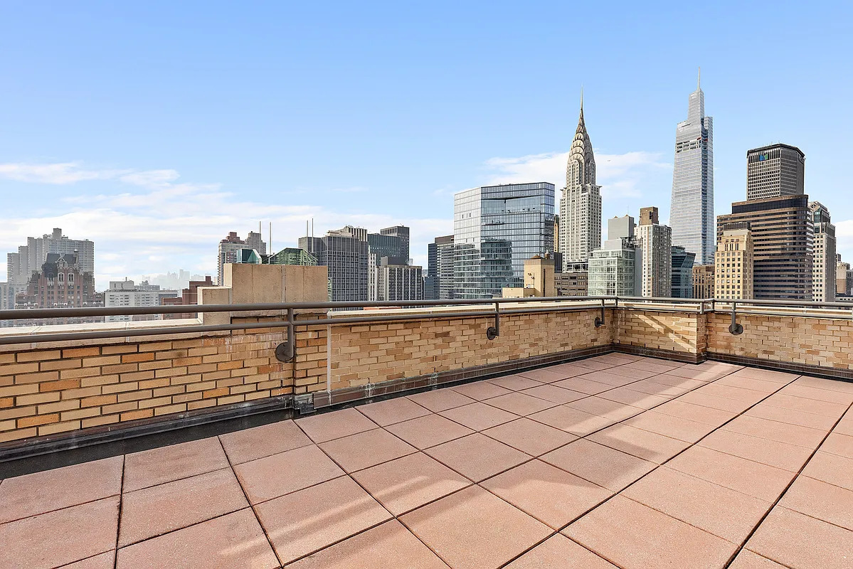 310 E 46th Street 4l