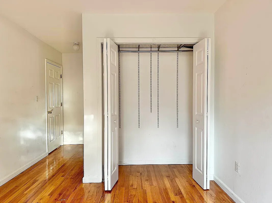31-12 43rd Street 2