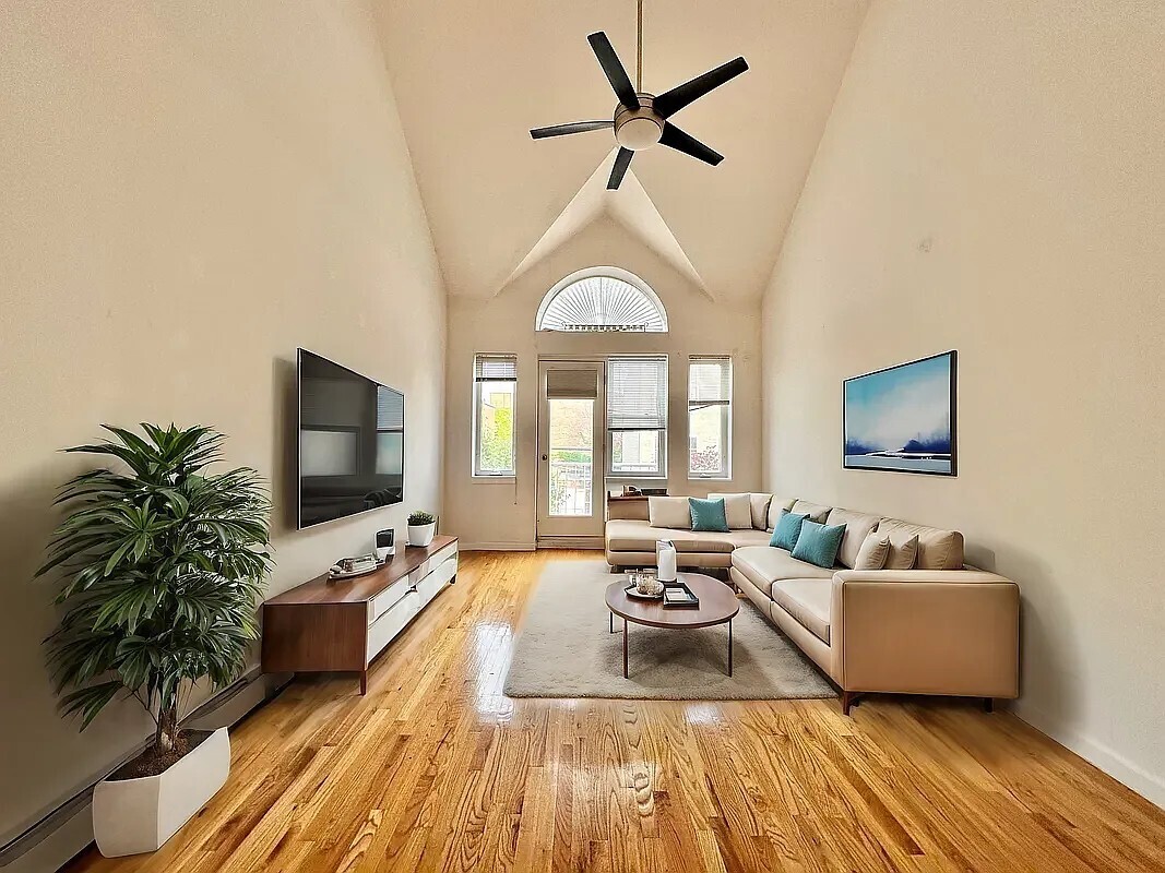 31-12 43rd Street 2