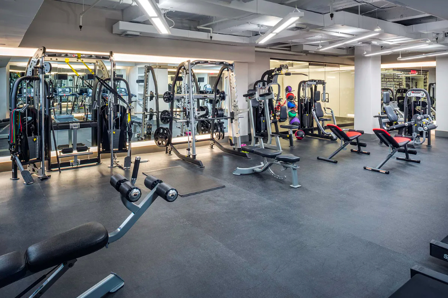 416 W 52nd Street 305