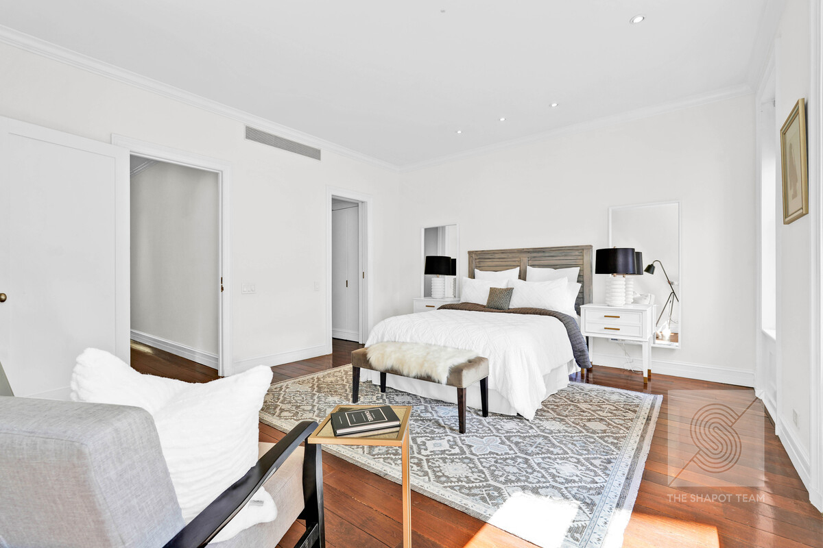 226 E 79th Street n/a