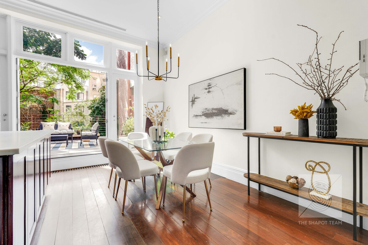 226 E 79th Street n/a