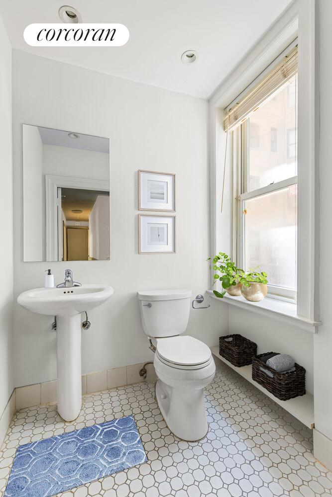 103 E 75TH Street 1RE