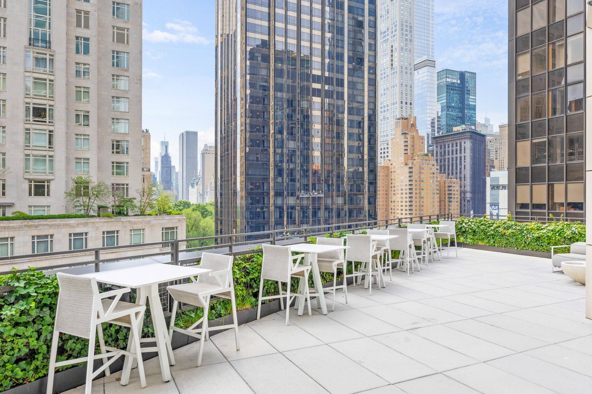 15 W 61st Street 20D