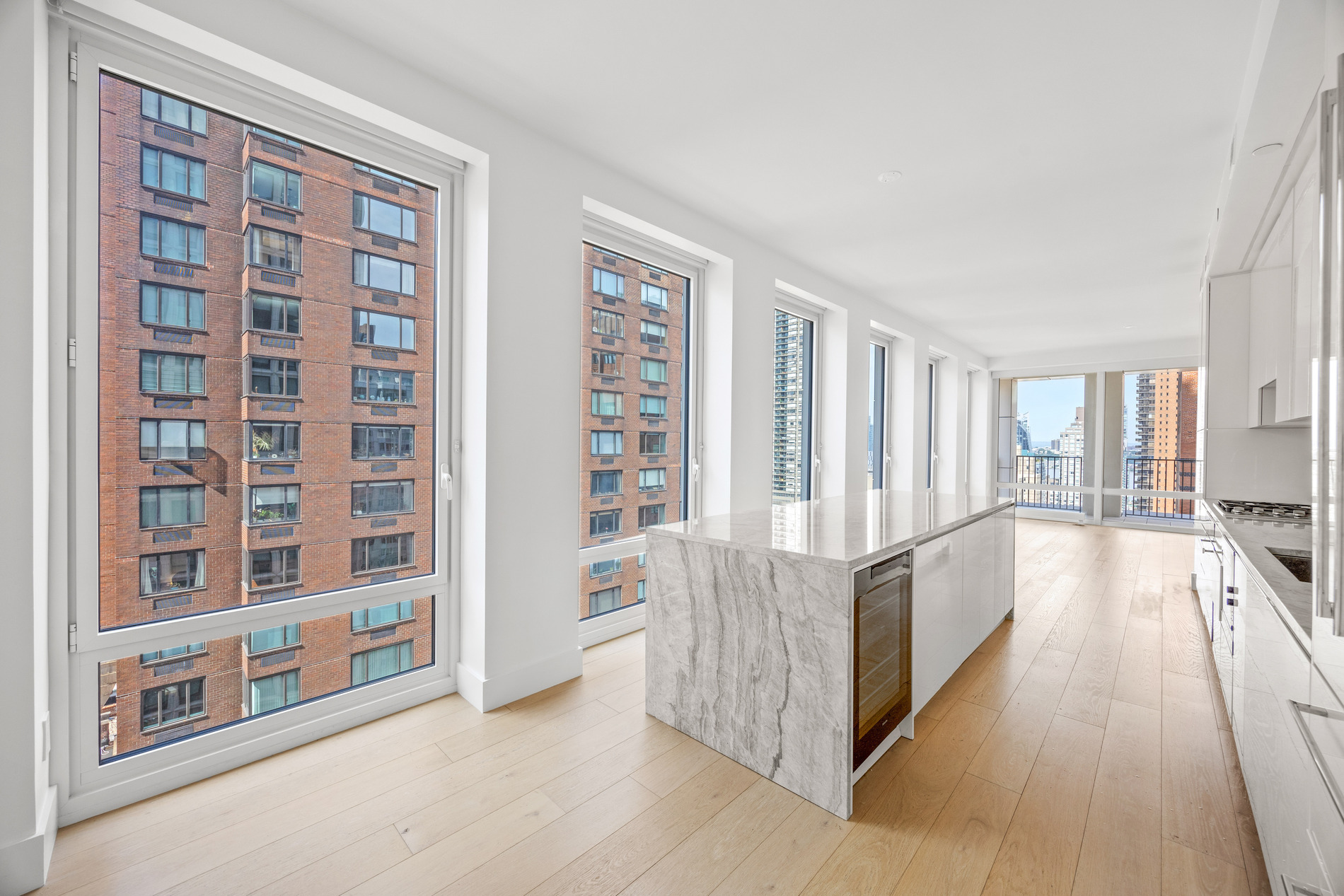15 W 61st Street 20D