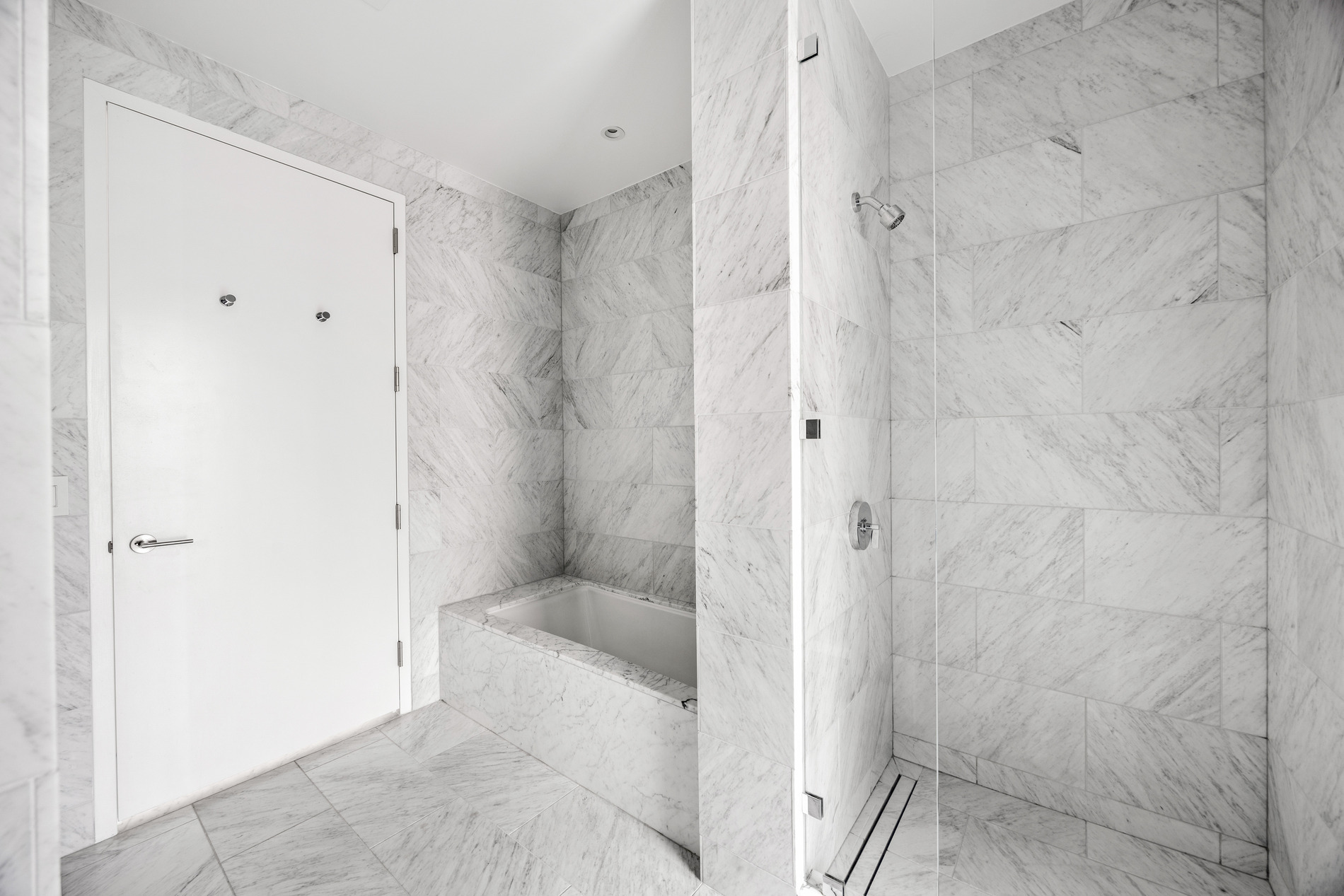 15 W 61st Street 20D