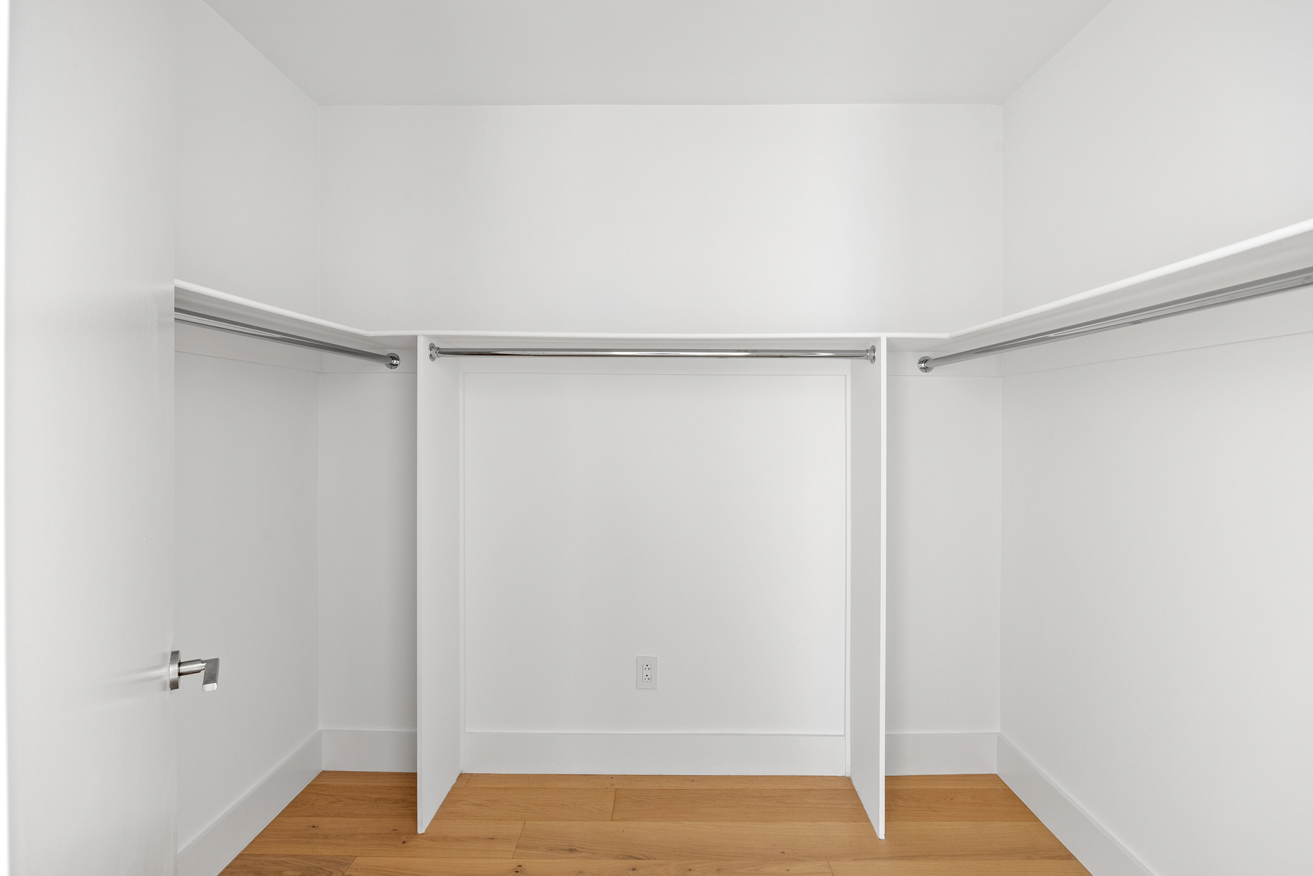 15 W 61st Street 20D