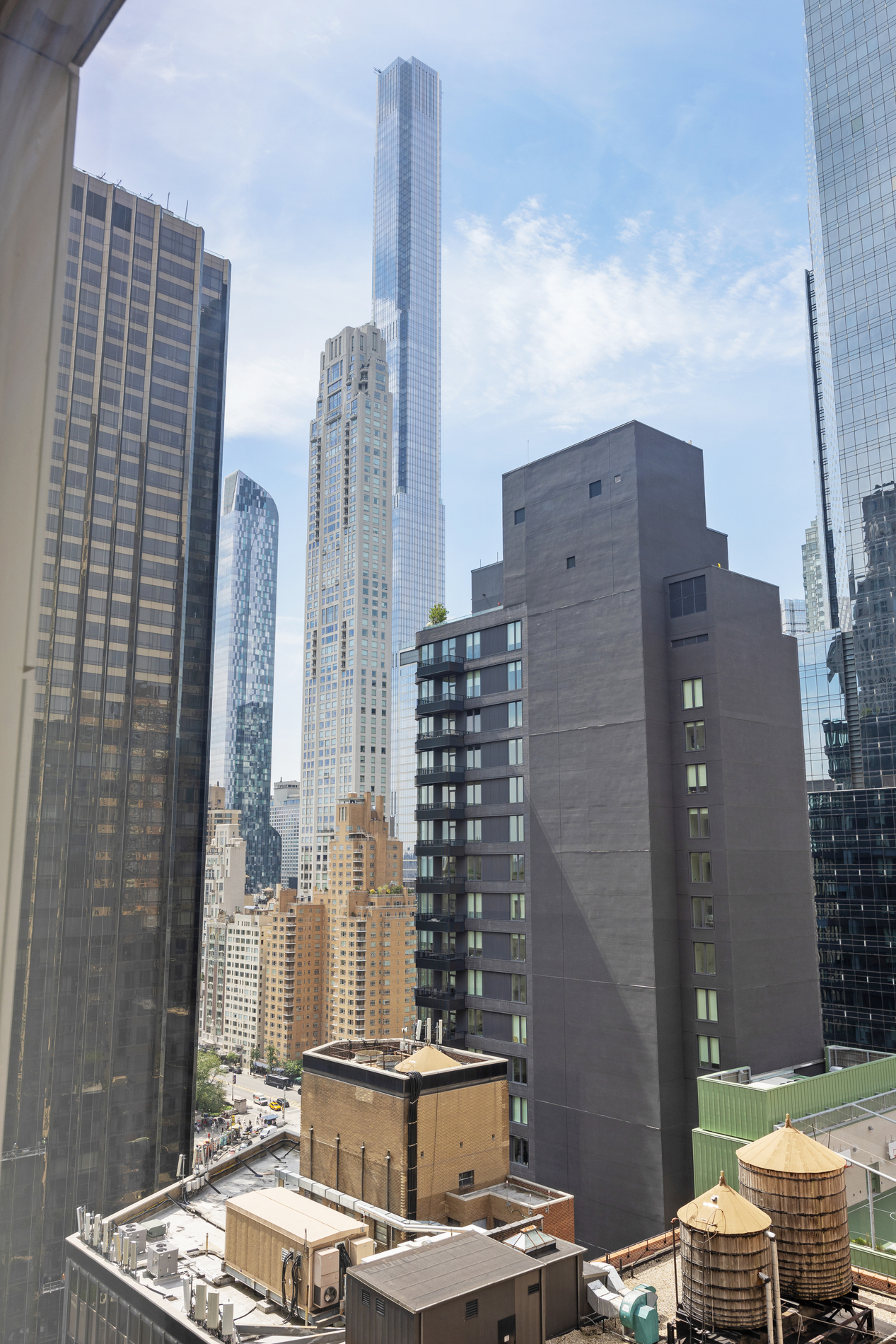 15 W 61st Street 20D