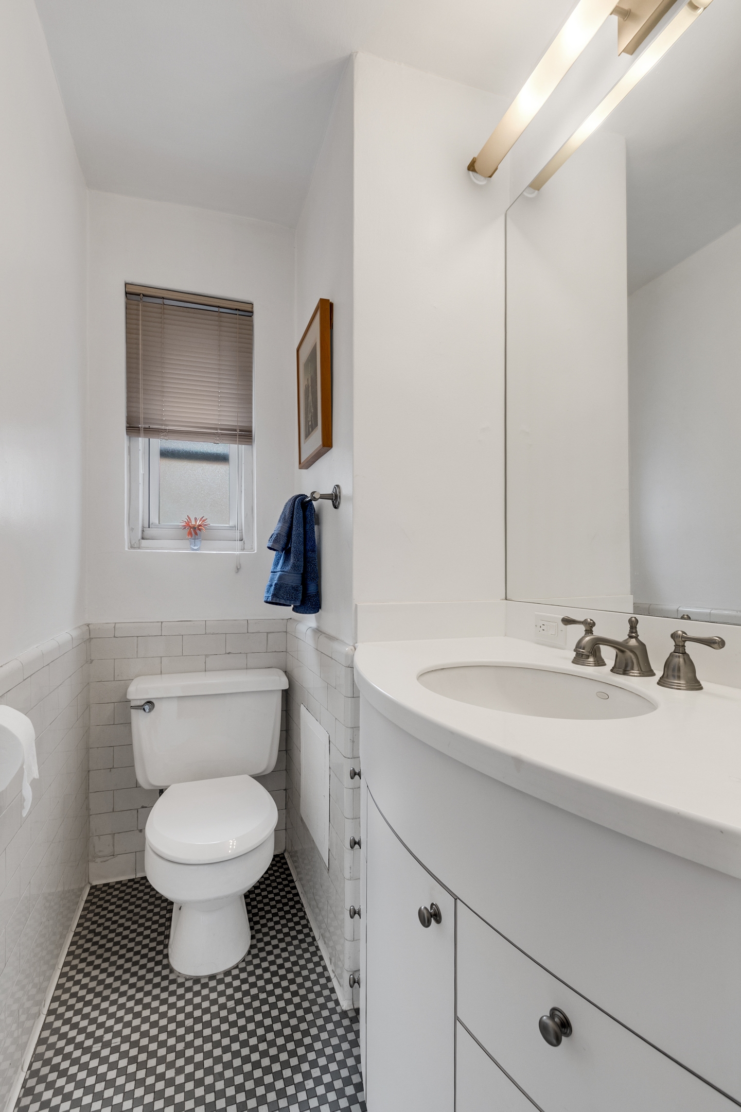 321 E 43rd Street 1009