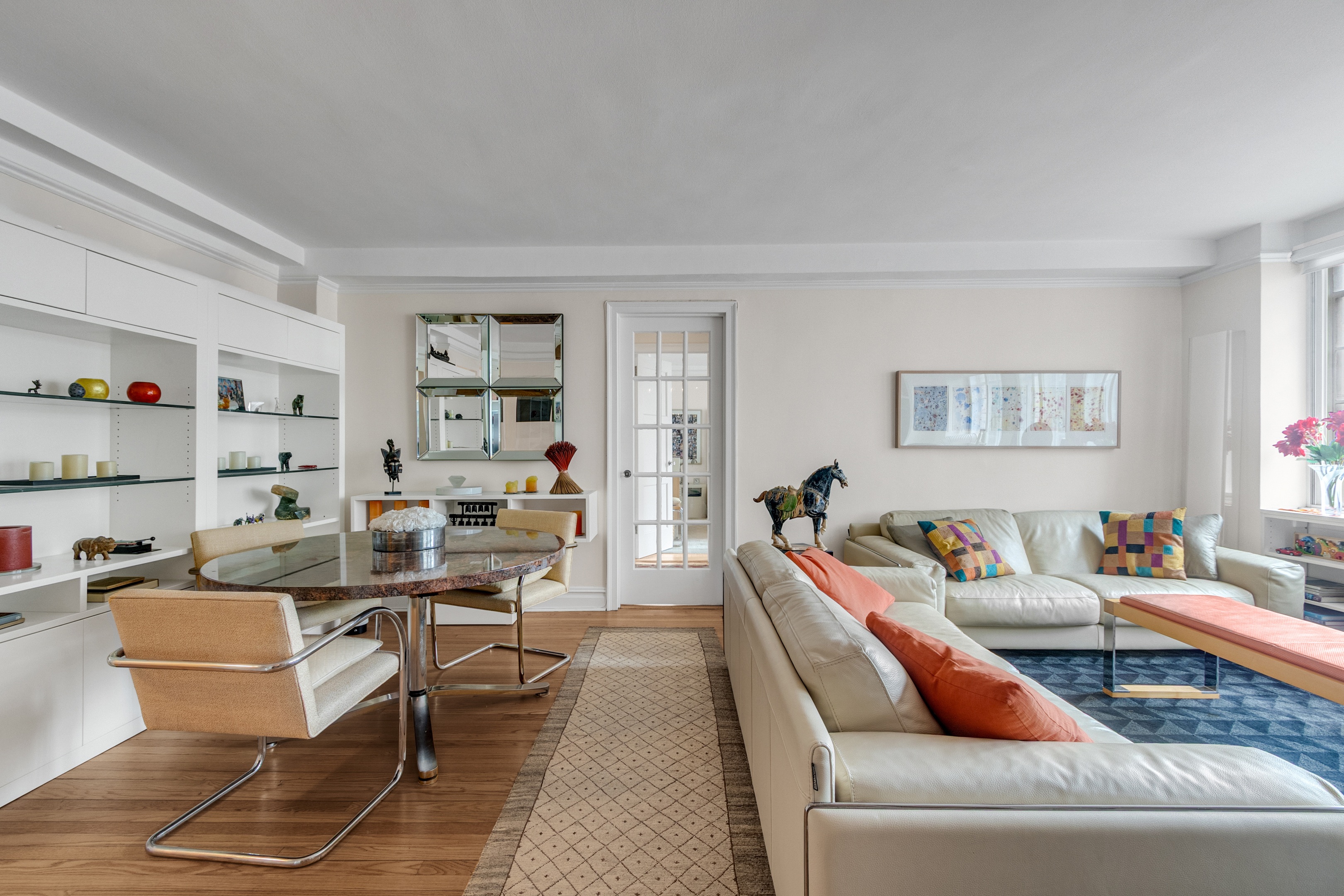 321 E 43rd Street 1009