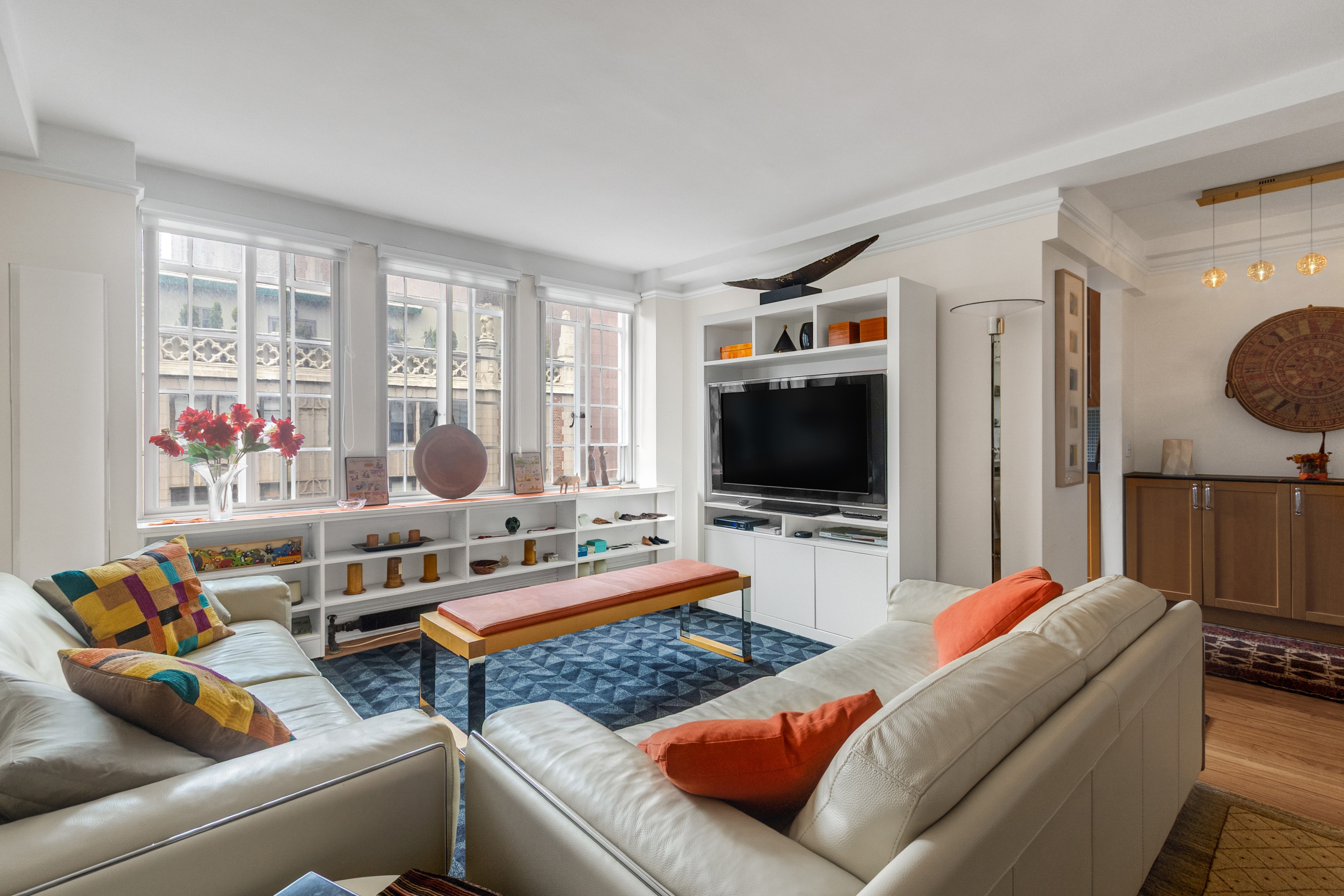 321 E 43rd Street 1009