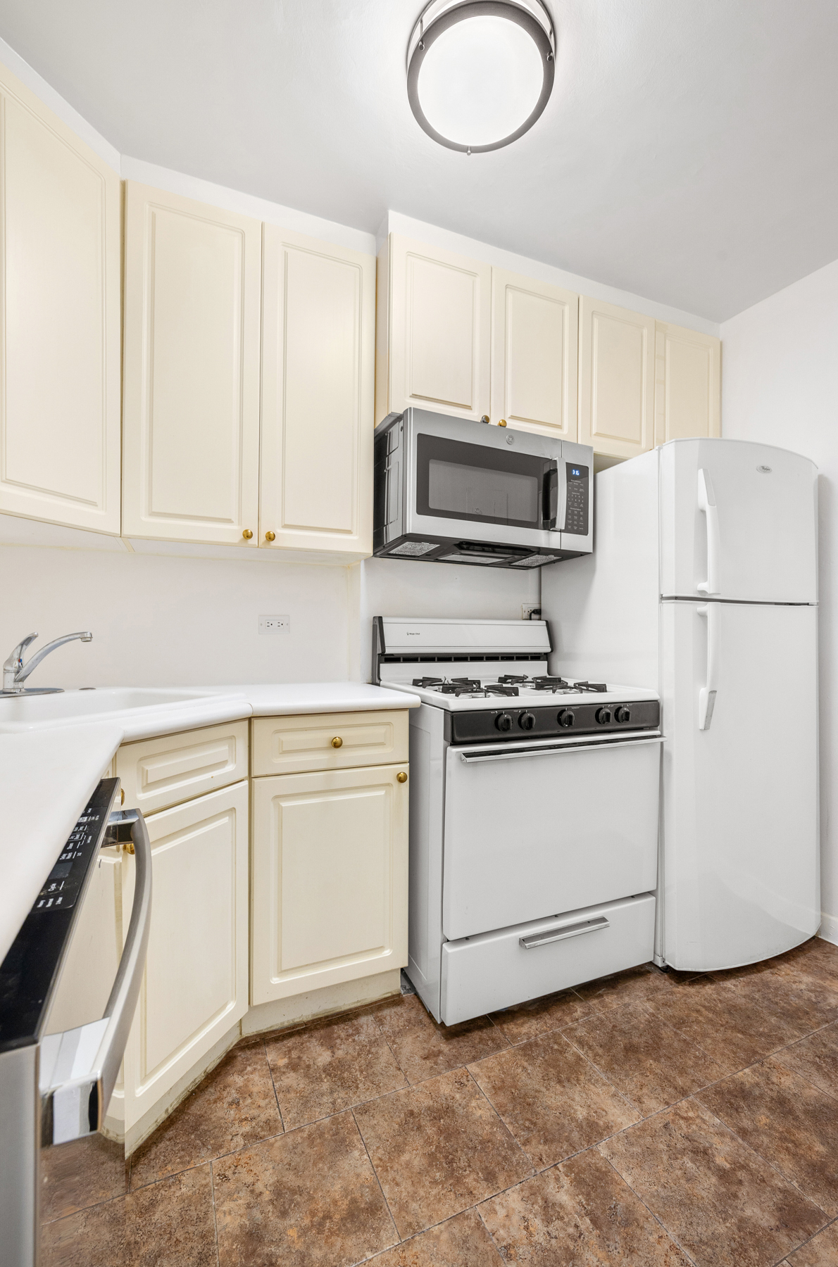 215 E 80th Street 5F