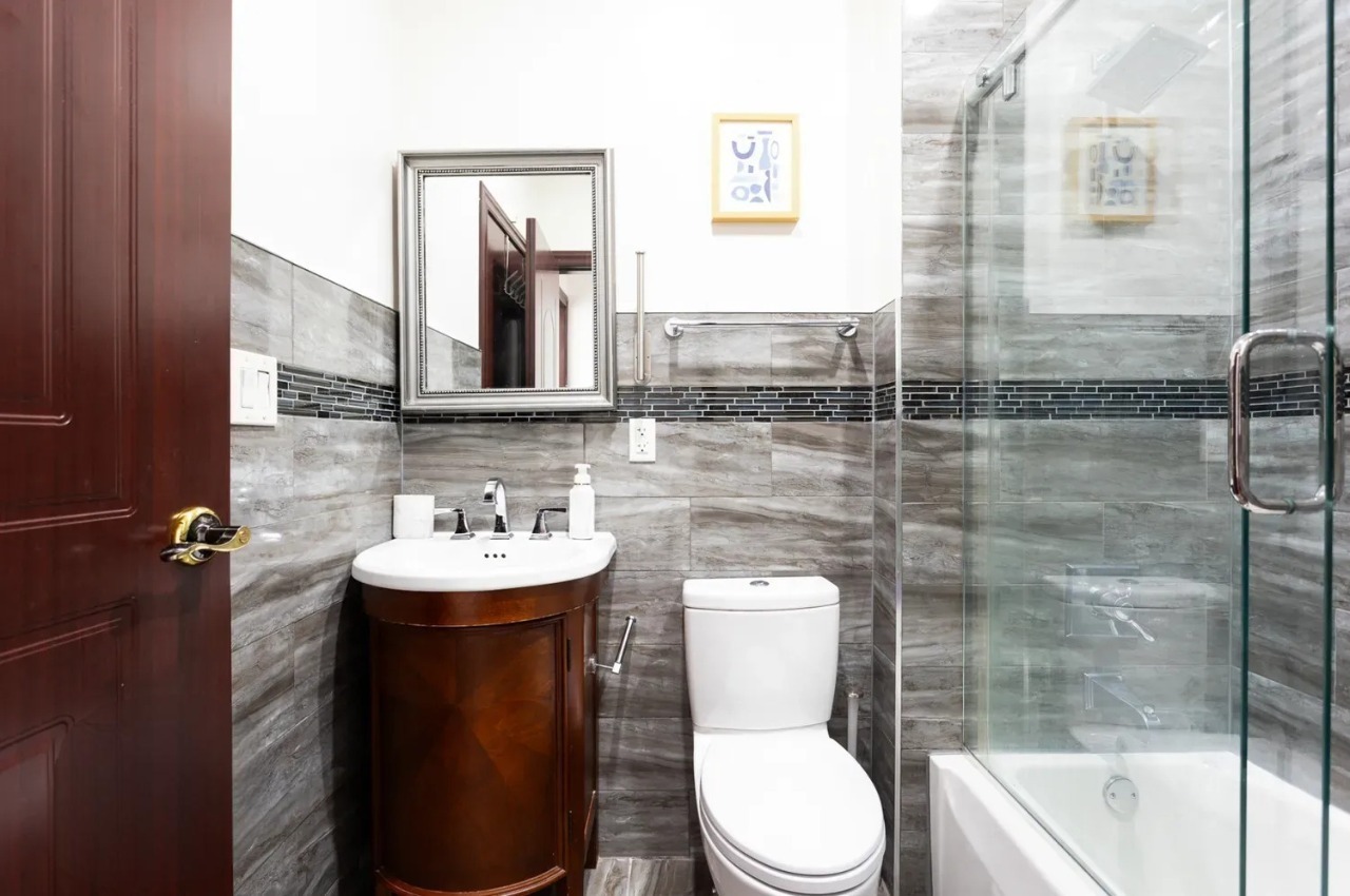 475 W 146th Street Triplex