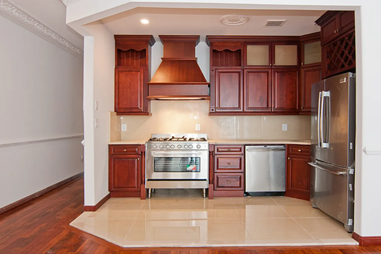475 W 146th Street Triplex
