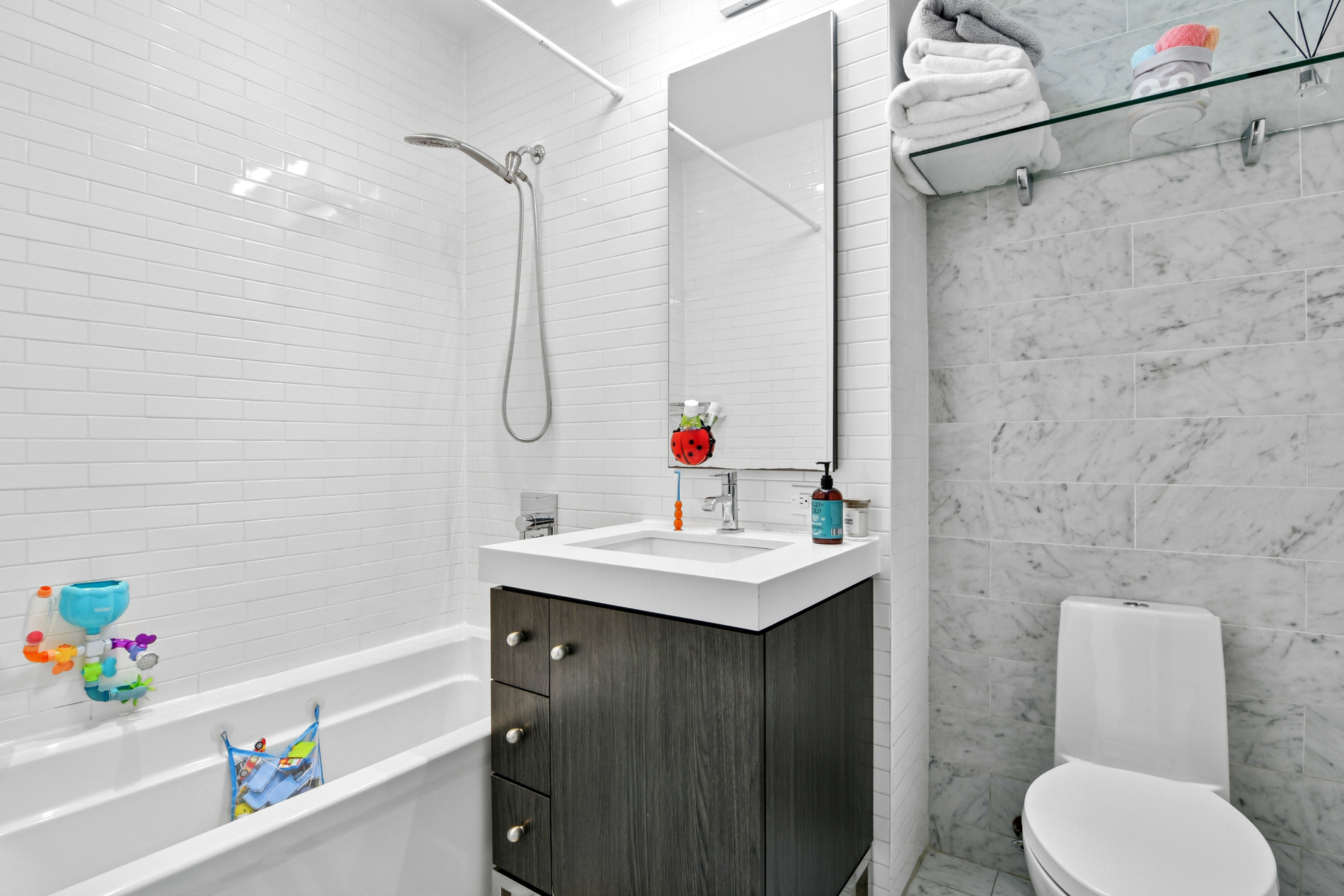 416 W 52nd Street TH214