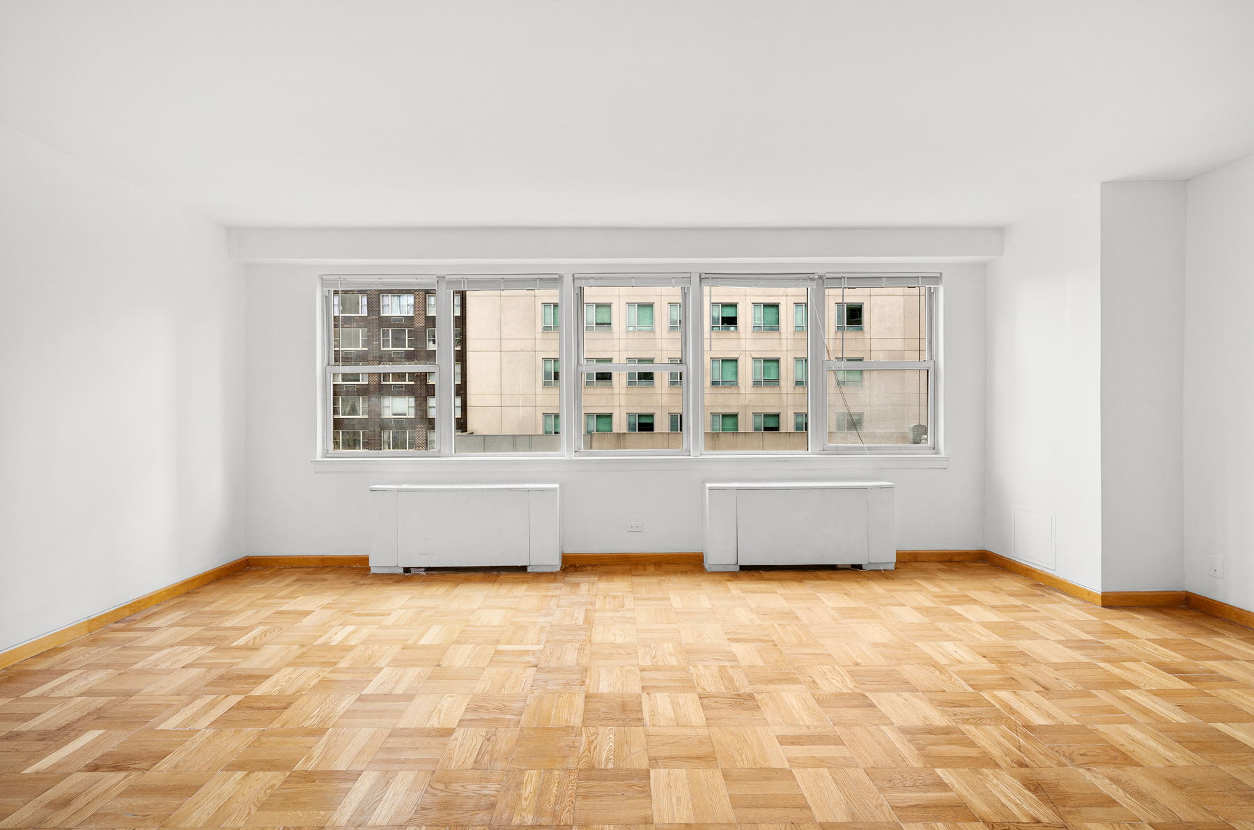 155 E 34th Street 11L