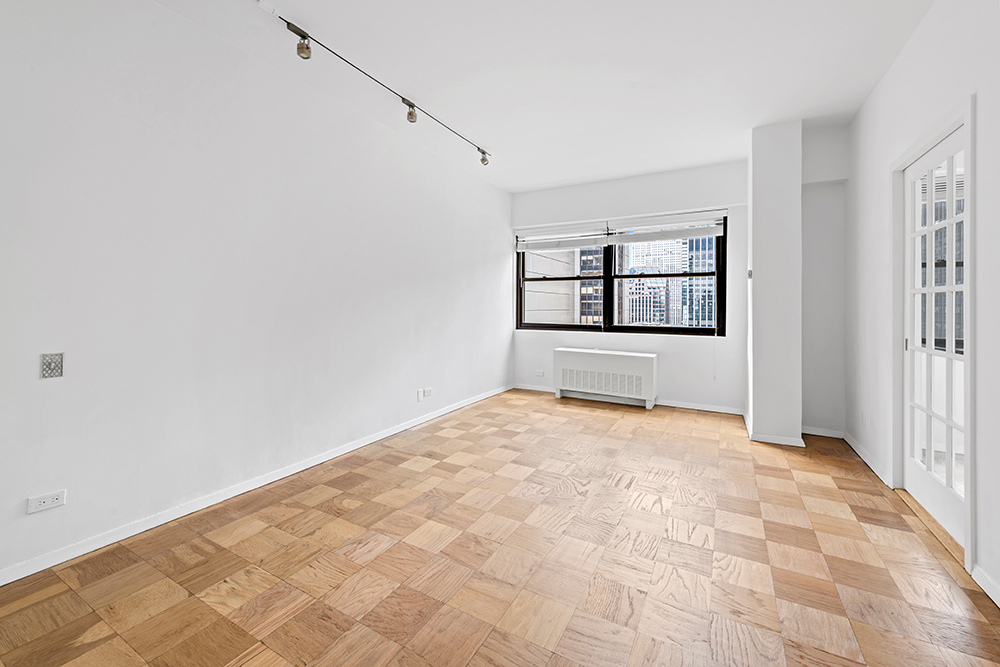 58 W 58th Street 32F