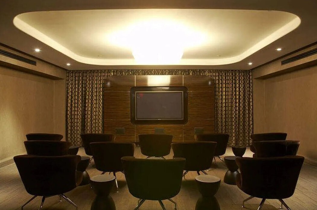 111 Fulton Street 323