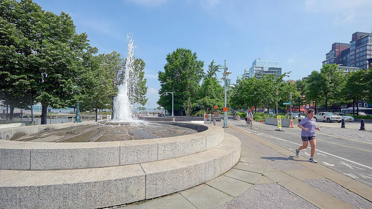 165 Christopher Street 2Q