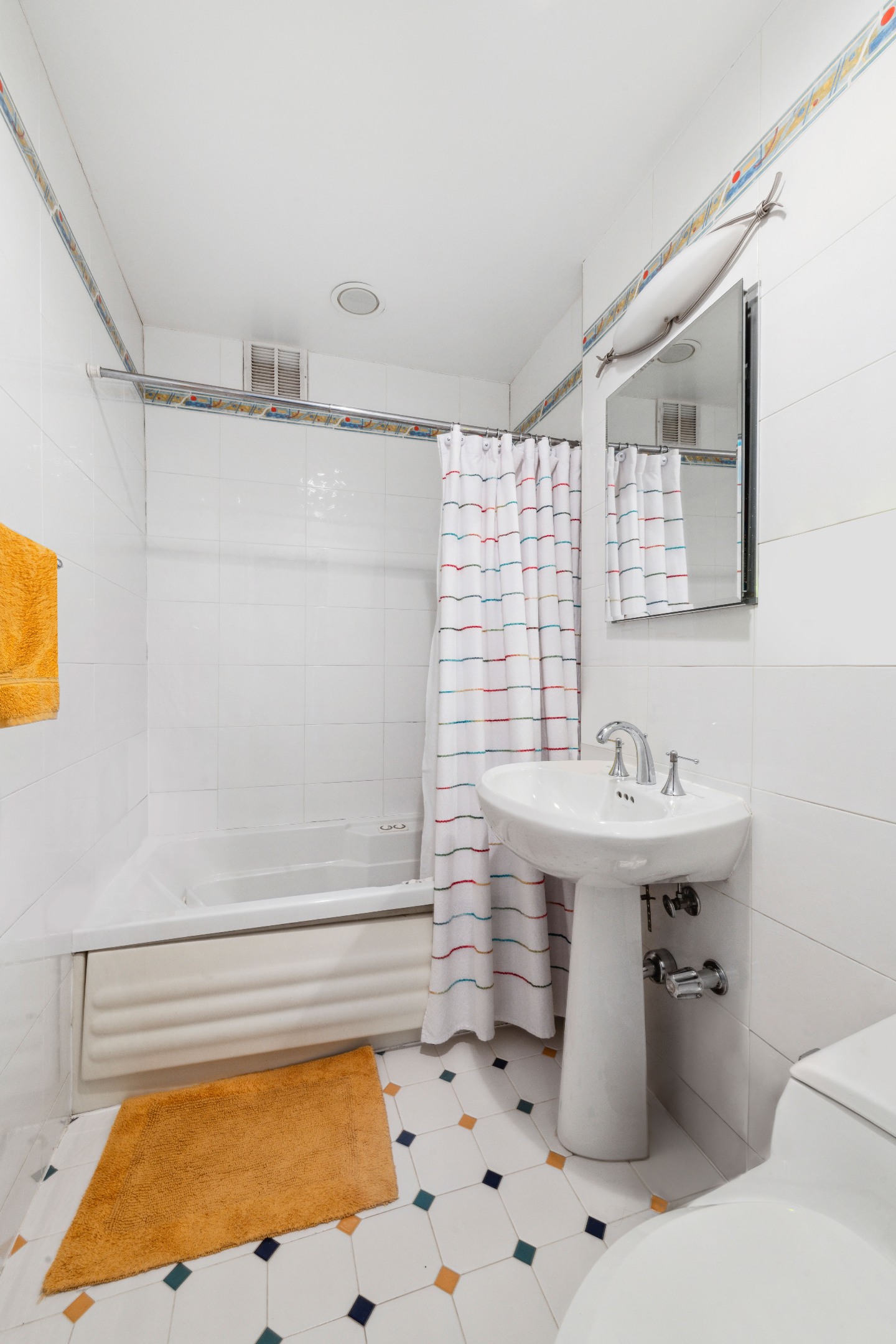 9201 Shore Road D602