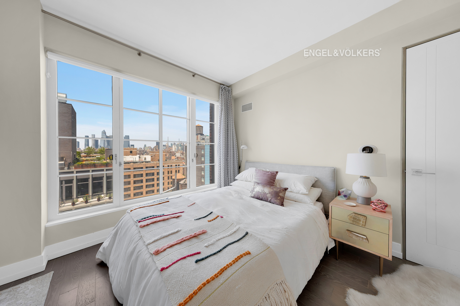 70 Charlton Street 21C