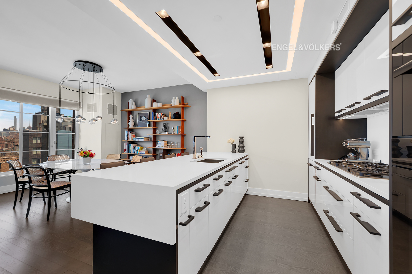 70 Charlton Street 21C