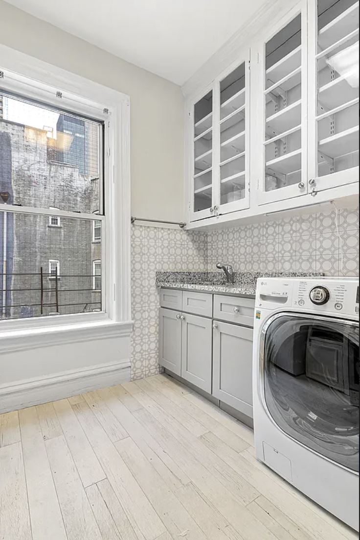 324 E 50th Street 5C