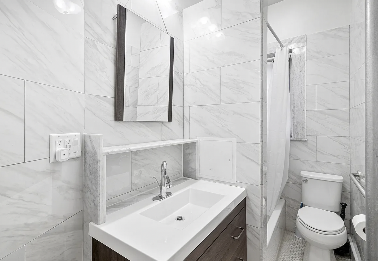 324 E 50th Street 5C