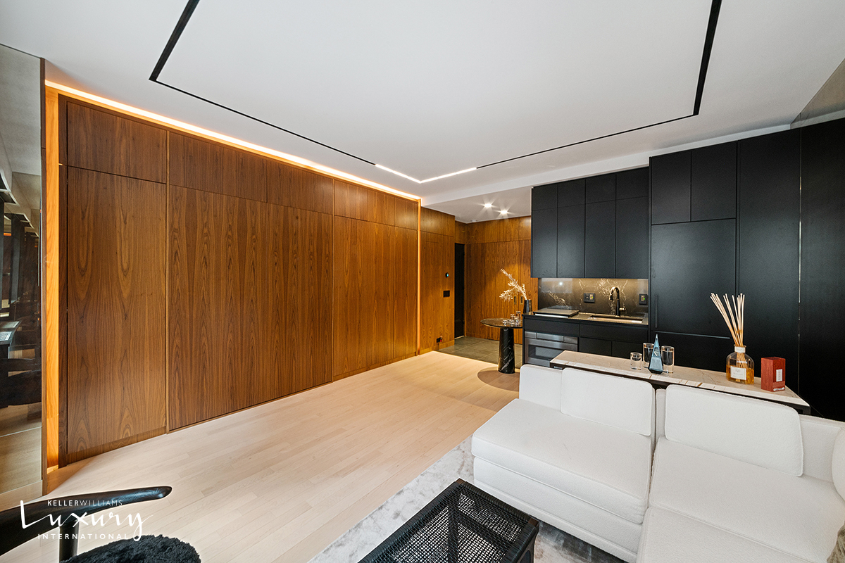 465 Park Avenue 406