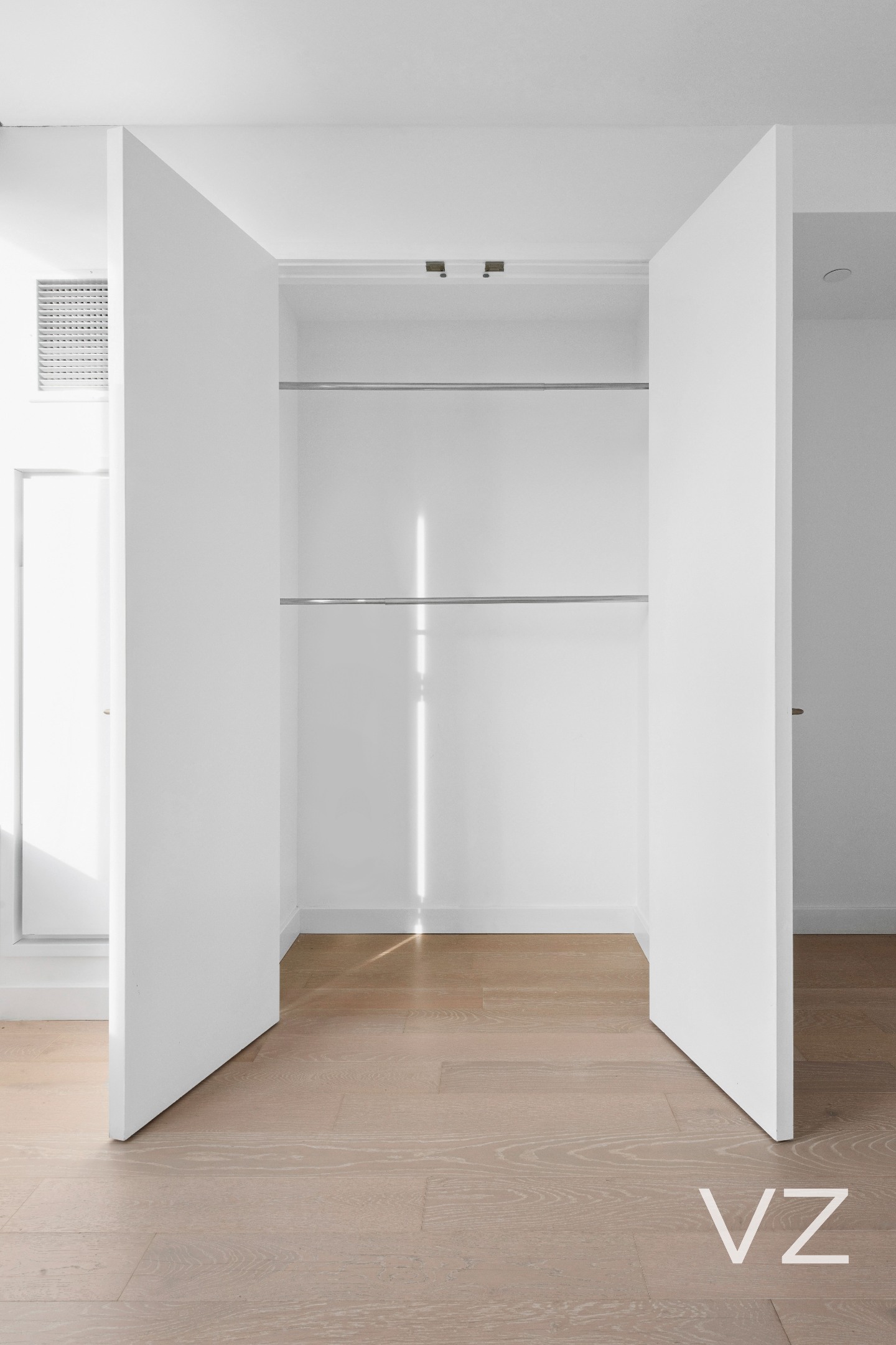 3 Court Square 3001