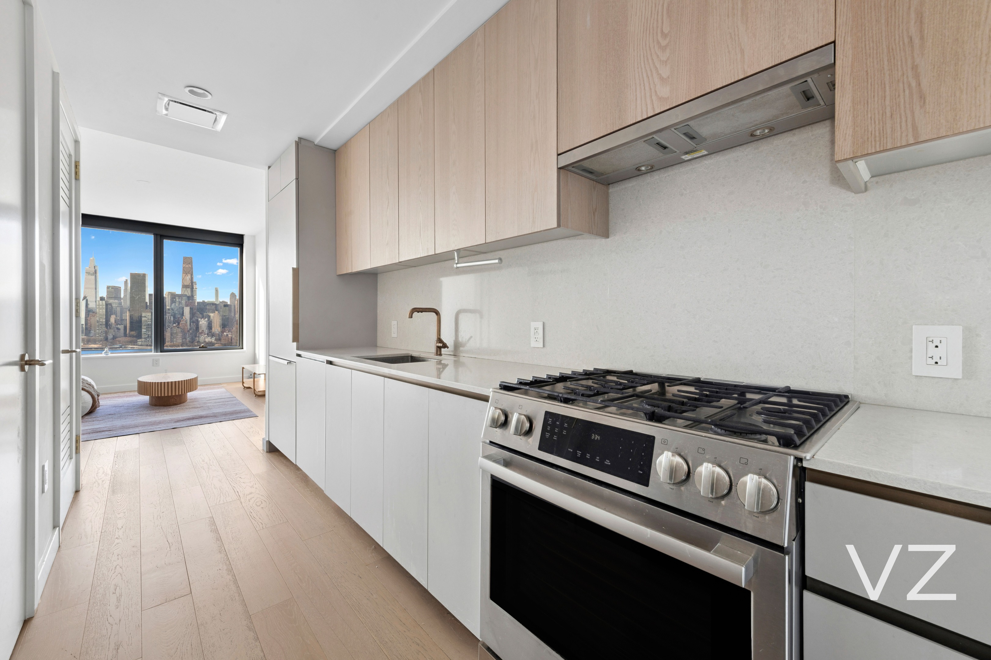 3 Court Square 3001