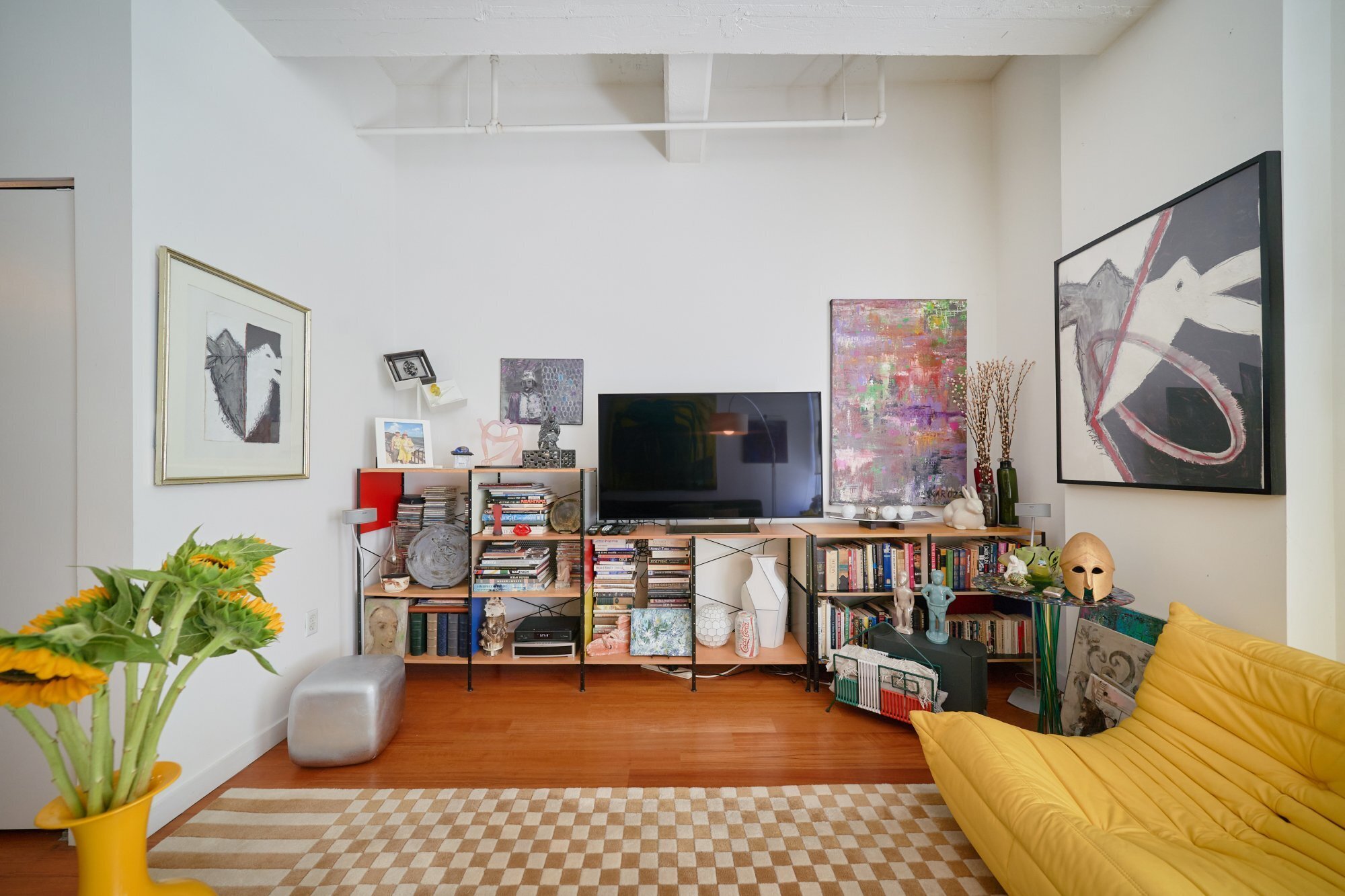 184 Kent Avenue D318
