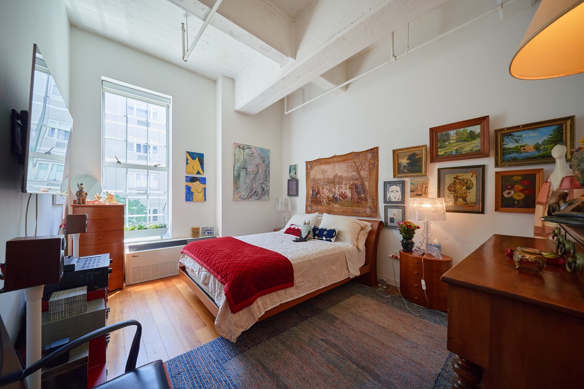 184 Kent Avenue D318