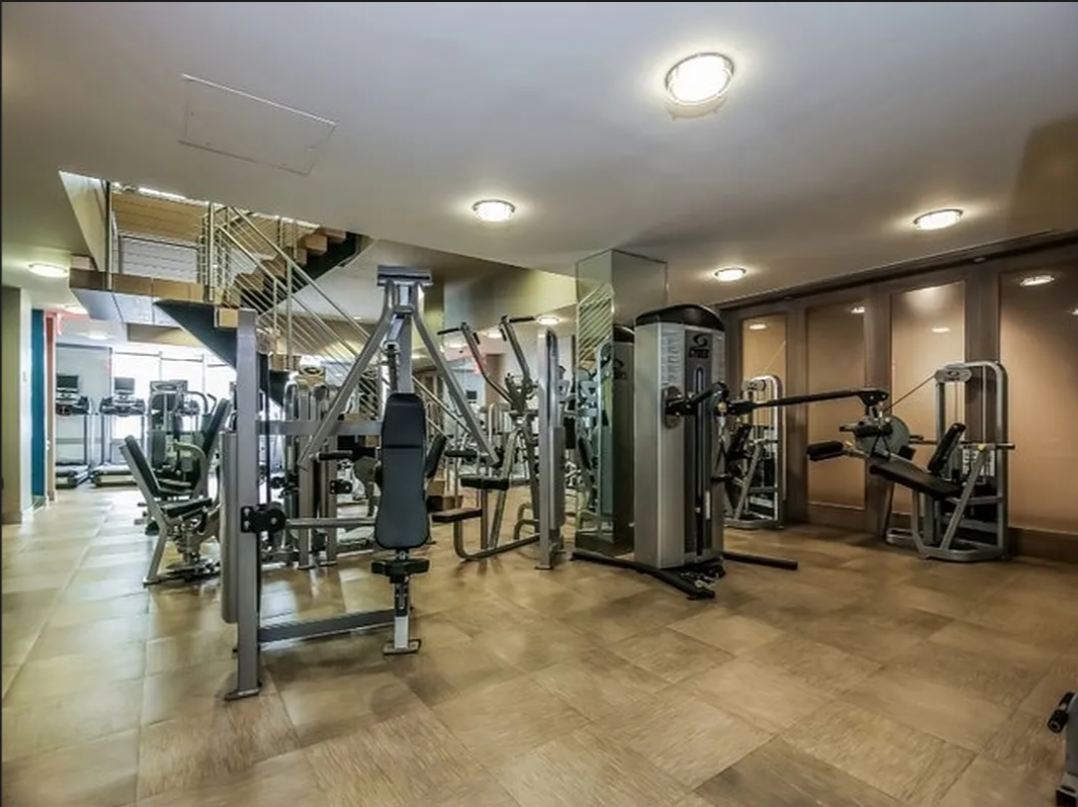 225 Rector Place 8E