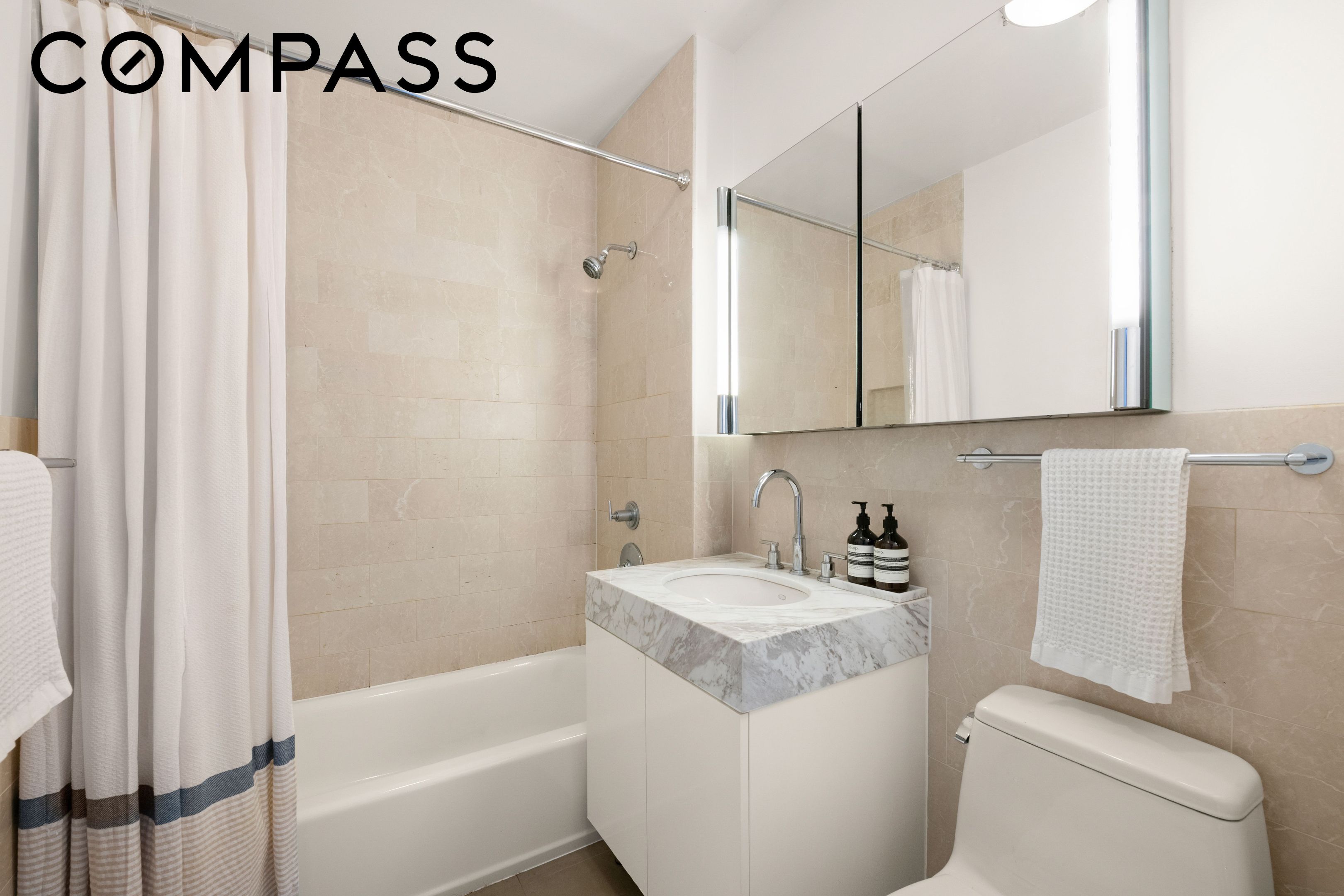 300 E 64th Street 21B