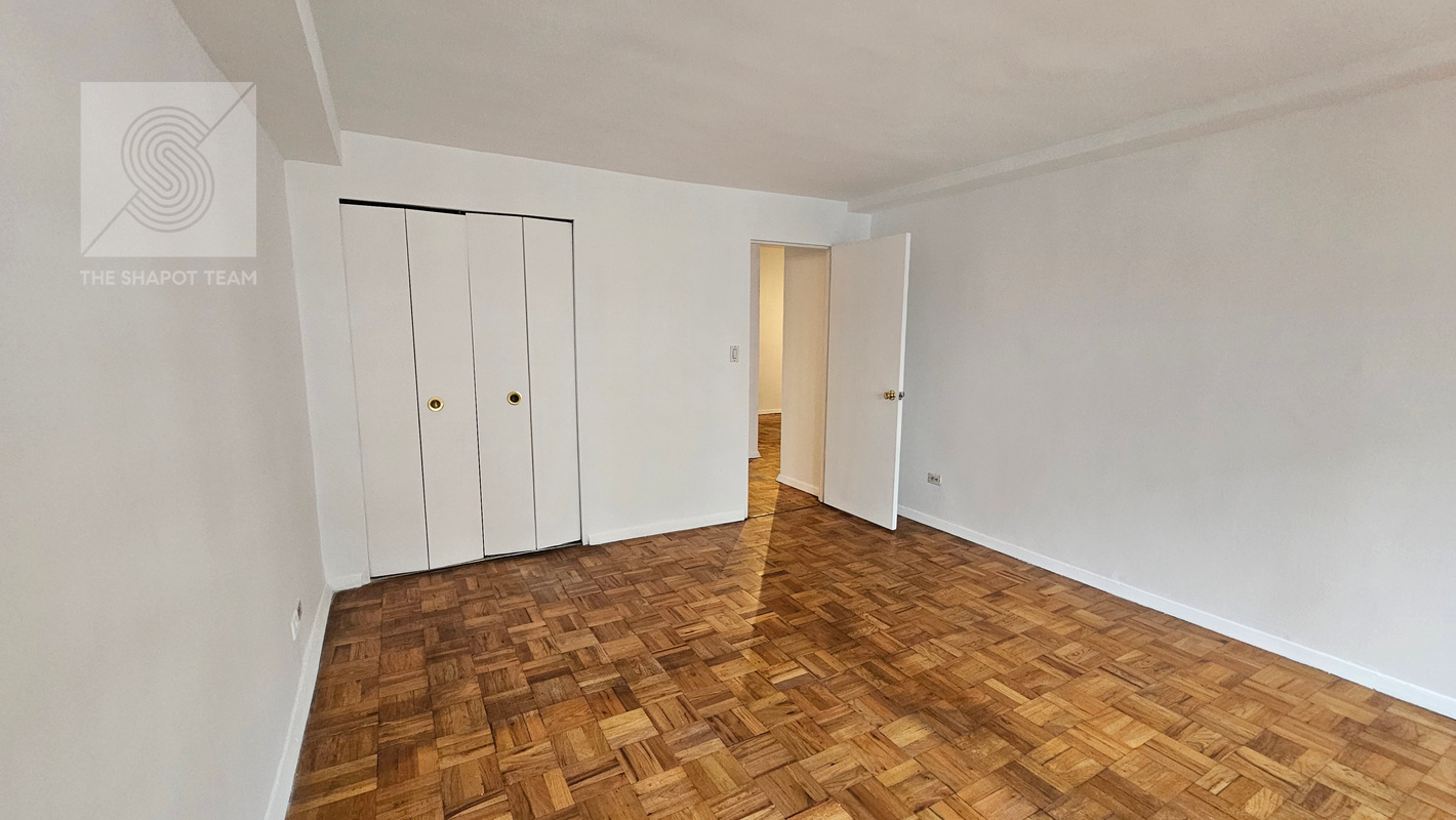 301 E 48th Street 14H