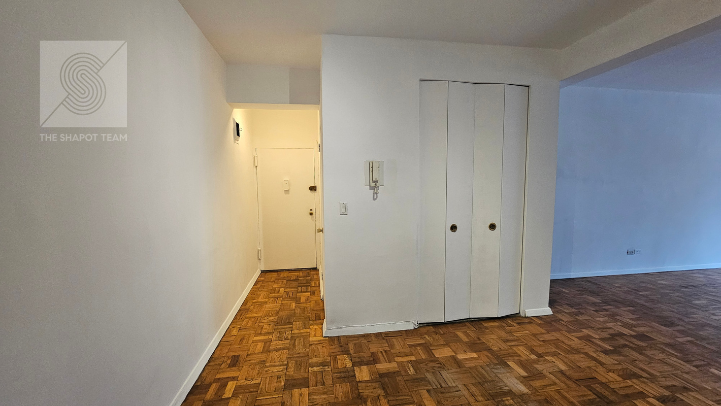 301 E 48th Street 14H