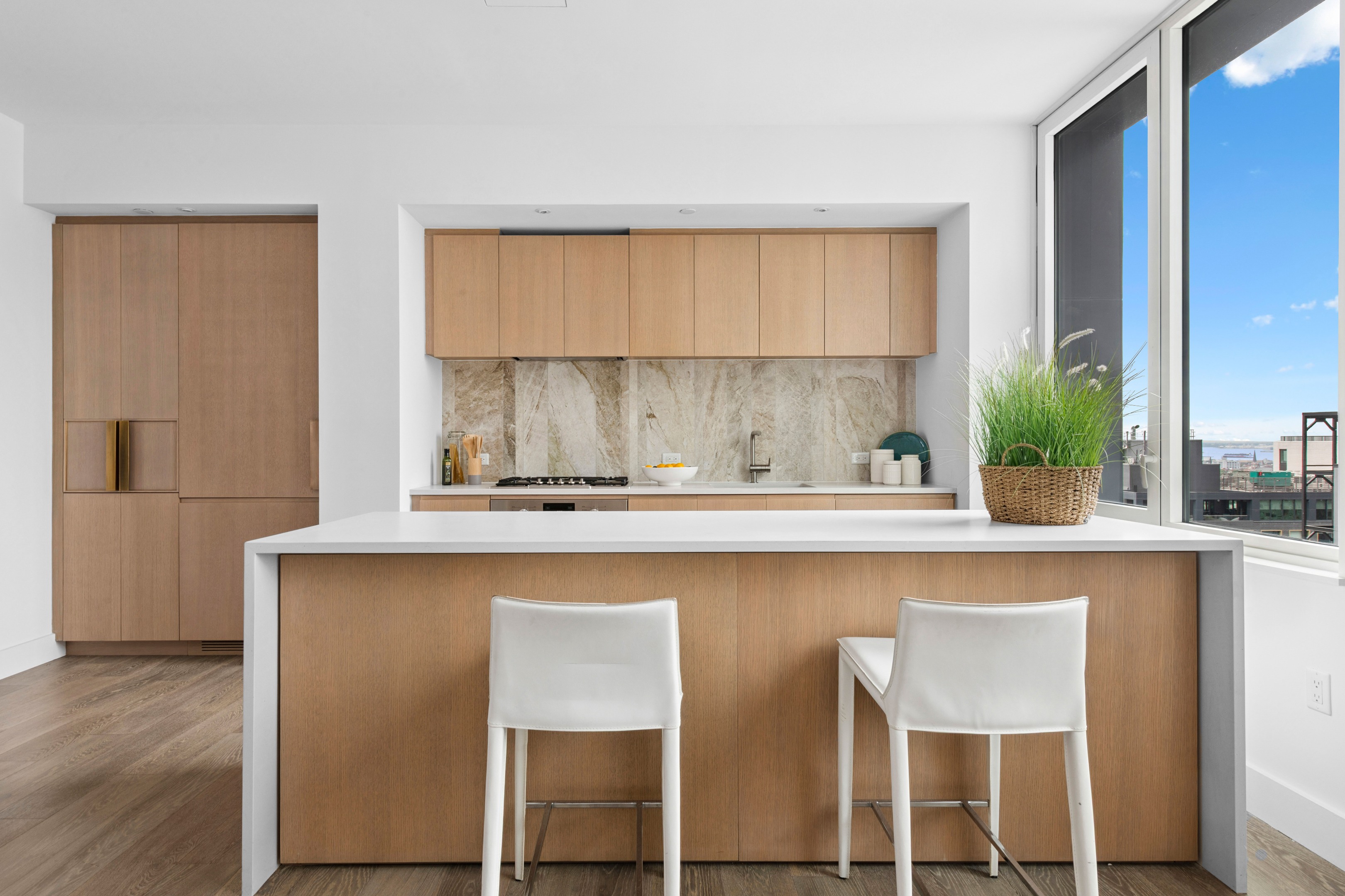 10 Nevins Street PHB