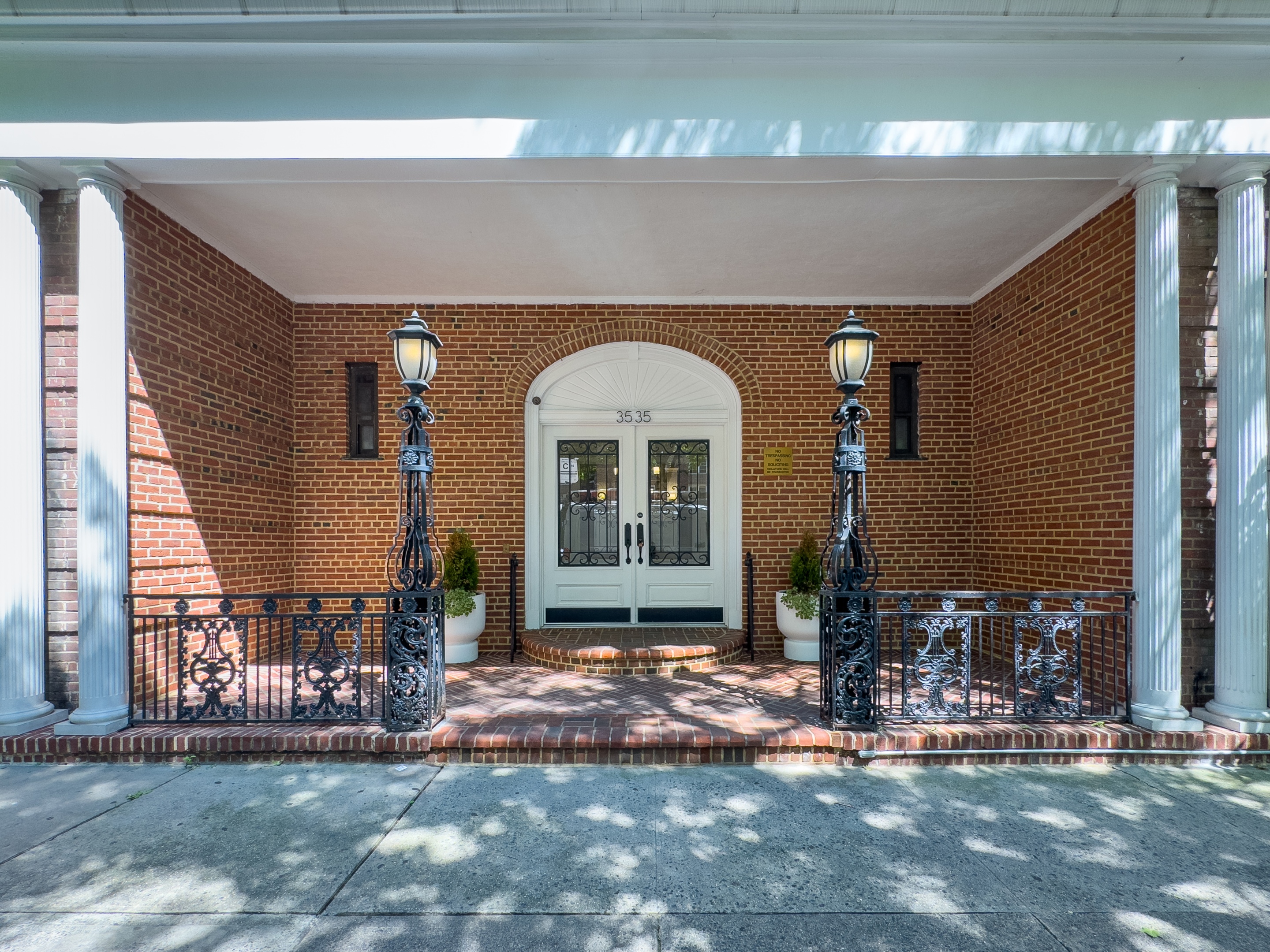 35-35 75th Street 522