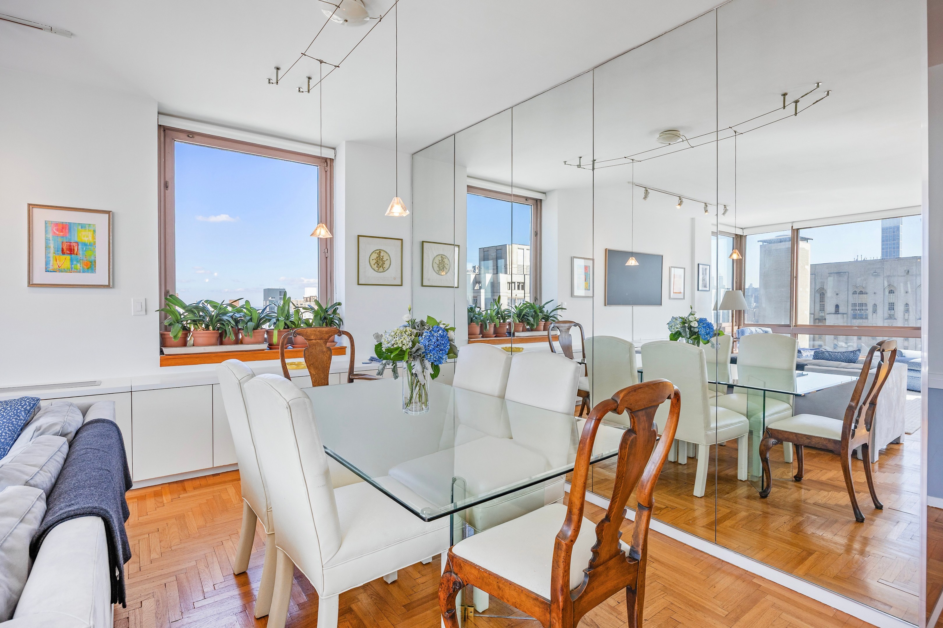 524 E 72nd Street 39DE