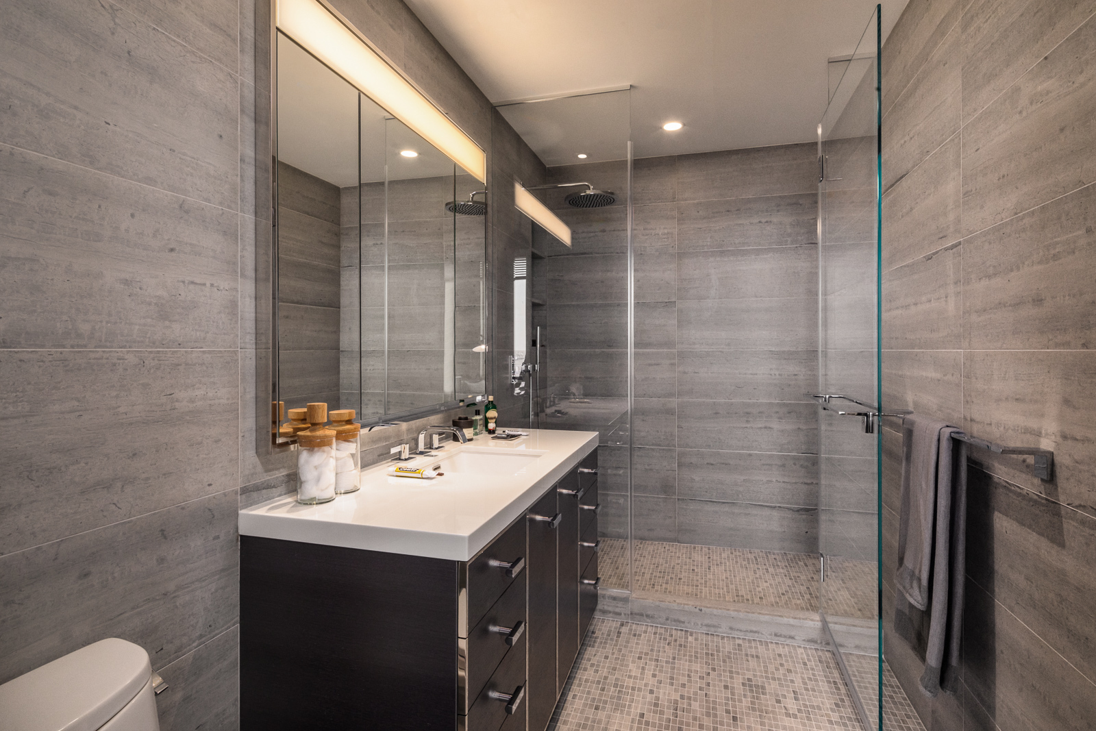 252 South Street 25H